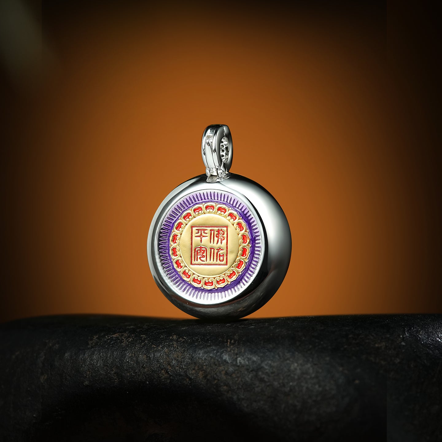 Eight zodiac buddhas Gawu box Acala pendant